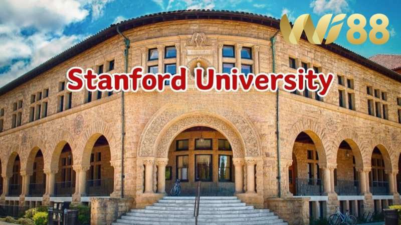 Ông từng theo học và có bằng Thạc sĩ Quản trị kinh doanh đại học Stanford (Mỹ)